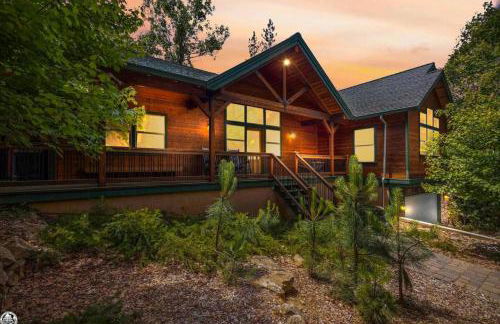 Sierra Haus Cottage with Private Lake Access - Photo 1