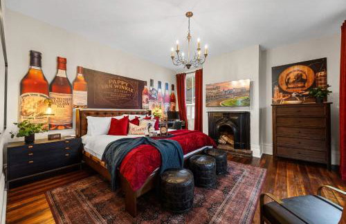 Bourbon-themed home w arcade & hot tub for groups - Foto 31