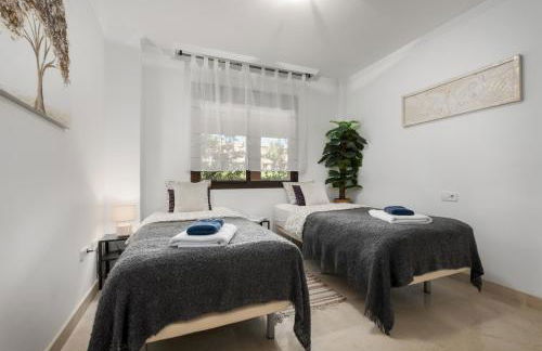 Casares Costa Gem: 2BR with Pool - Photo 16