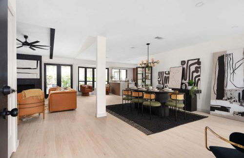 Luxury Zilker Home Pool Hot Tub and 2 Kitchens - Photo 48