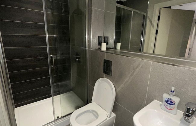 2br-2ensuite-balcony-cityview-parking-central - Foto 6