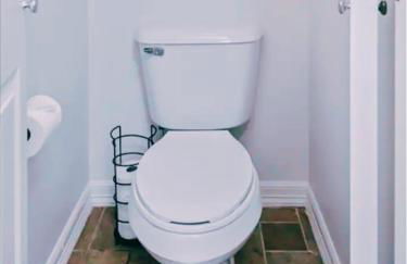 8 Mins to SPI Beach Spacious 3BR with Backyard - Foto 44