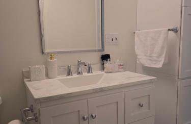 Upper-Level Oasis- Ideal for 2026 World Cup visitors - Foto 26