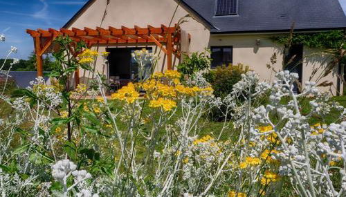 Le Logis d'Emeric avec paisible jardin Clos&Arboré - Foto 3, Garden