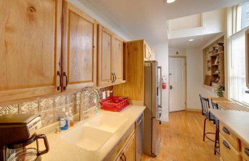 Walk to Water St and River Quaint Saugatuck Apt - Foto 7