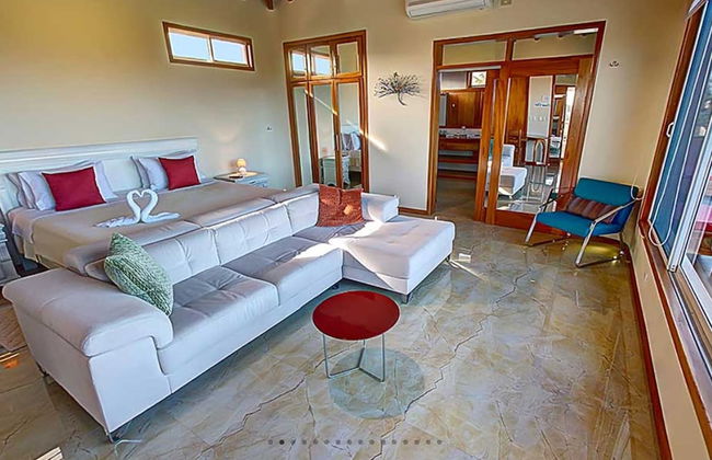 Blue Heron Galapagos Villa - Photo 17