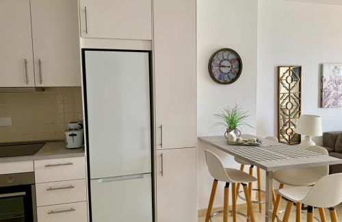 Home2Book Esmeralda Beach, Resid Playa Paraíso - Photo 10