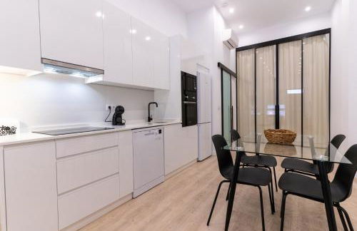 Apartamento moderno recién reformado con patio en el centro de Elche - Foto 5