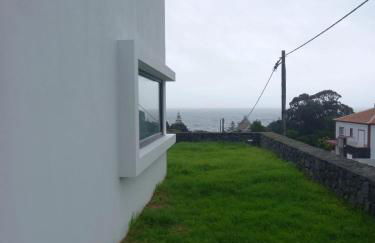 Charming house with garden in Angra do Heroísmo - Photo 17