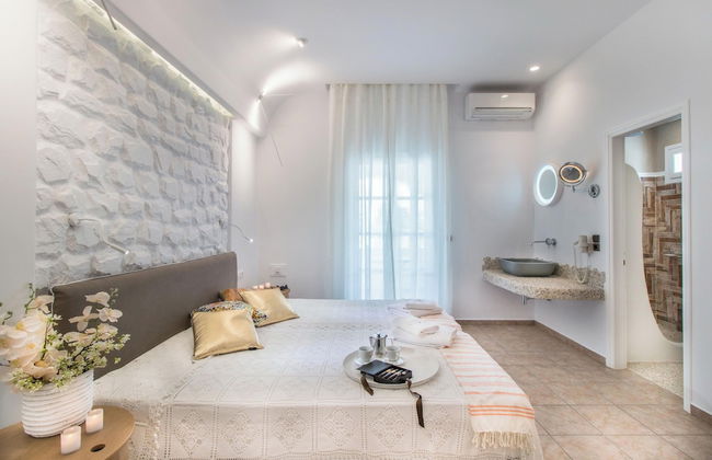 Spiros Hotel - Photo 52