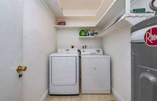 Juanita's Waterfront Villa - Foto 6