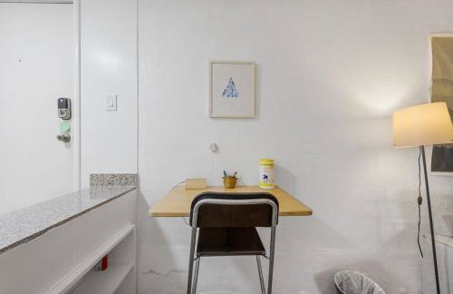 Garden Oasis Cozy Home Near Bart Shop with Parking - Photo 36