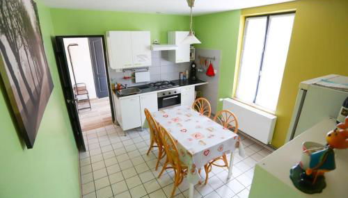 F3 80 m2 Longére plain pied au centre auxonne. - Foto 2