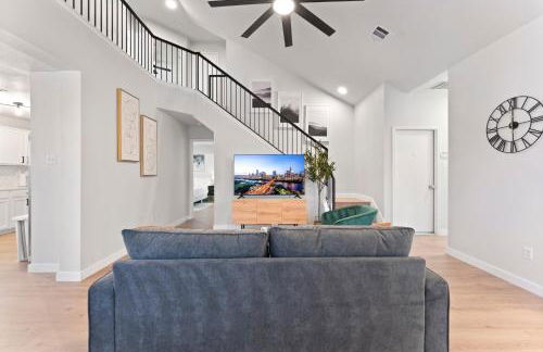 Modern & Homey 3BR Home, Remote Work Friendly, King Beds, Fast WiFi - Foto 64