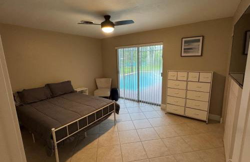 3 bed 2 bath pool house with water access - Foto 17