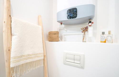 Eiffel Tower studio with terrace and AC - Foto 21