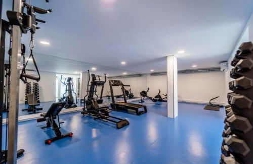 New Luxury Apartment, Sea View with Pool & Gym - Foto 45