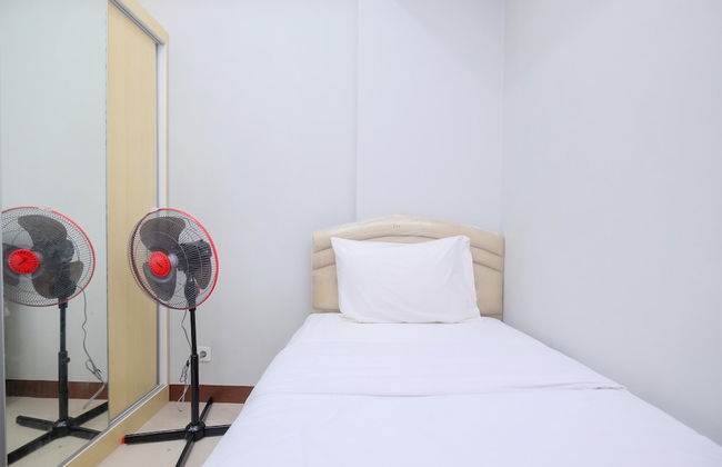 Comfort And Modern 2Br At Royal Heights Apartment - Foto 7