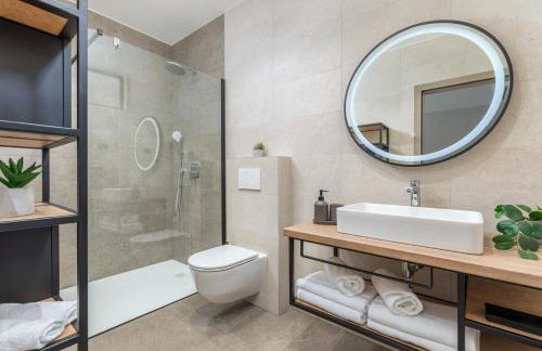 Villa Lastine by Villsy - Photo 42