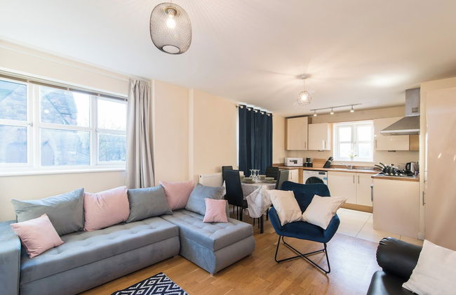 Apt - Sleeps 6 - Pets Ok - Parking - Photo 6