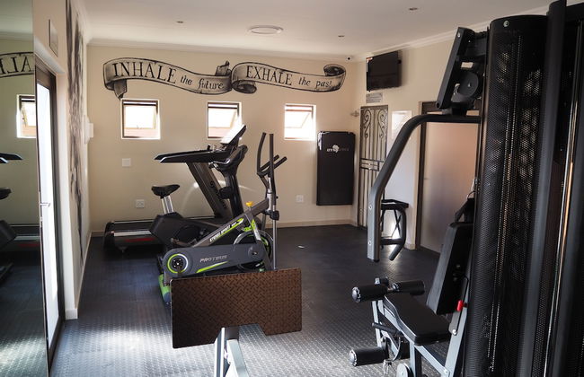 African Eagle Apartments - Photo 66