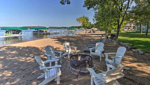 Alluring Nisswa Cabin on Gull Lake with Fireplace! - Foto 3