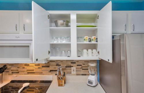 NEW 2bed2bath condo - CLEARWATER BEACH - FREE Wi-Fi and Parking - Foto 7