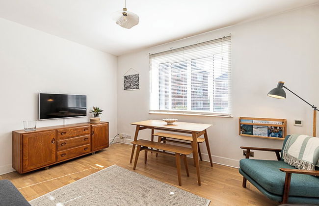 1930's Period Property in Leafy Suburb - Foto 14