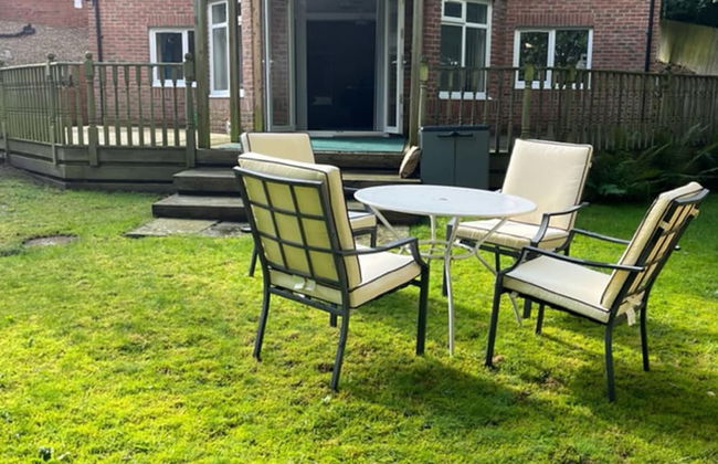 Blaydonburn - Sleeps 4,5 - Parking - Hottub - Yard - Photo 34