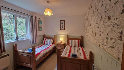 Woodcutters Lodge set in a secluded valley near Bantham - Foto 3