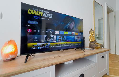 Erstklassiges Ferienapartment Citynah mit 1 Schlafzimmer - WiFi, TV, Küchenzeile, Waschmaschine&Trockner - Foto 11