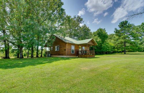 Scenic Oklahoma Studio Cabin on 80 Acres with Views! - Foto 28