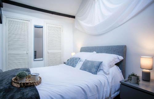 Cosy At The Mews - 2 Bedroom Apartment - Tenby - Foto 48