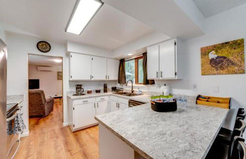 2 Mi to Mendenhall Glacier Forest-View Sanctuary! - Foto 6