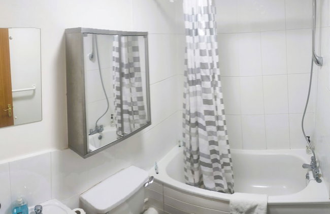 The Worthys - Foto 25