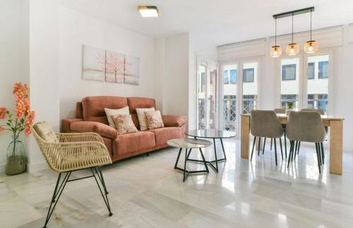 Magnificent- 2Bd 2Bth- City Center - Photo 9