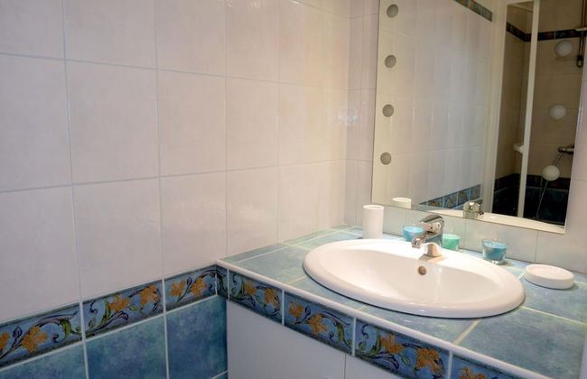 Holiday Home in Plouneour Near Sandy Beach - Foto 14