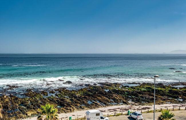 Uninterrupted Ocean Views in Mouille Point Atlantic Vistas - Photo 5