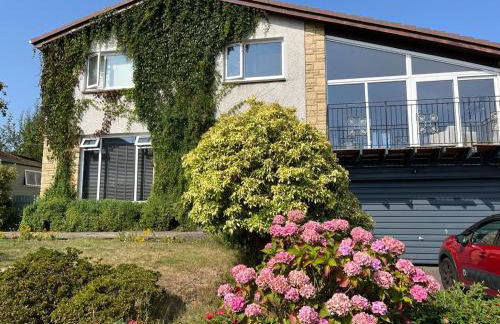 4-Bed Seaside Dream House - Sleeps 8 & Parking - Foto 14