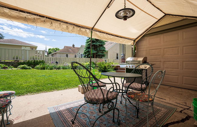 Edina Escape - Photo 31