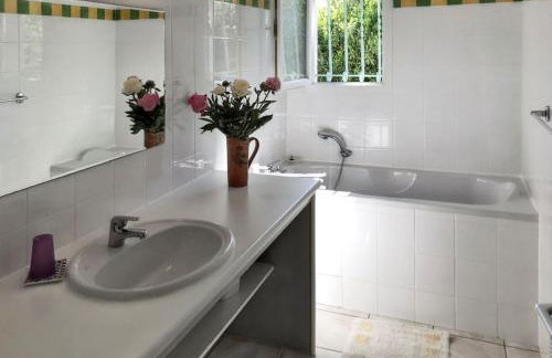 Villa reposante à Solaro avec piscine privée et jardin - Foto 13