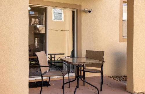 Lazy River Resort Townhome - Foto 9