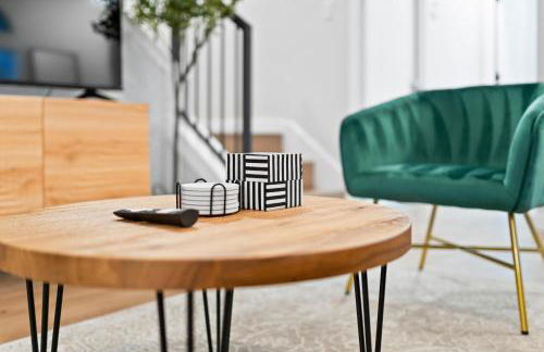 Modern & Homey 3BR Home, Remote Work Friendly, King Beds, Fast WiFi - Foto 44