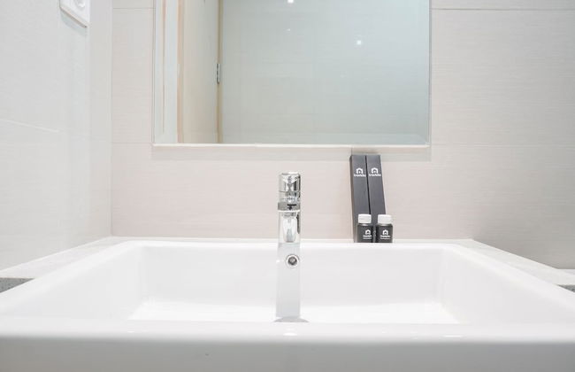 Comfy 1BR Sedayu City Suites Apartment - Photo 9