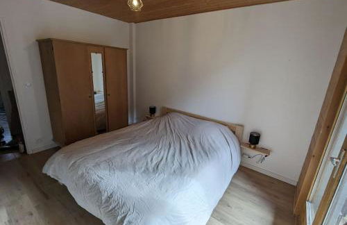 Appartement rénové proche centre ville navette 6-8 personnes multipass - Photo 4