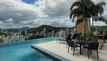 Cosmopolitan 2007 - Apto 800m da Vila Germânica Oktoberfest - Foto 2