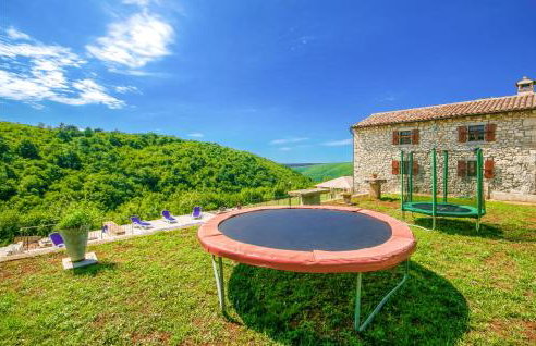 2 Bedroom Beautiful Home In Labin - Foto 19