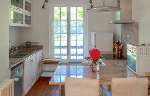 Amazing Home In Sainte-Marguerite-Sur- - Foto 5