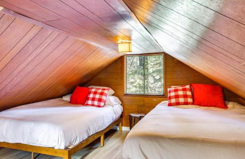 Less Than 2 Blocks to Lake Tahoe Family Home Near Skiing - Foto 15