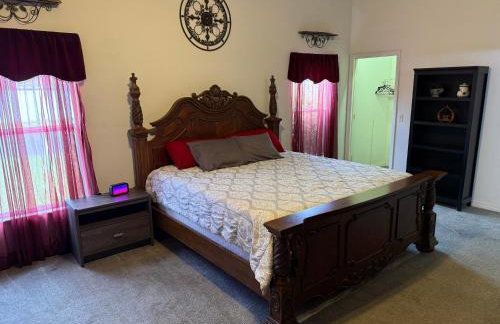 LARGE 2bed 1bath Near Beach & Downtown with KING BED - Foto 7